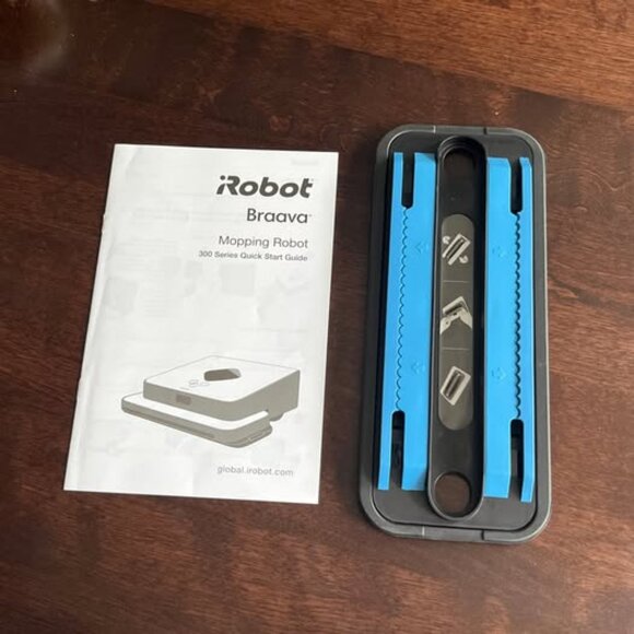iROBOT BRAAVA New Cleaning Pad 300 Series + Braava 2000 Battery NEW IN BOX - Picture 5 of 11